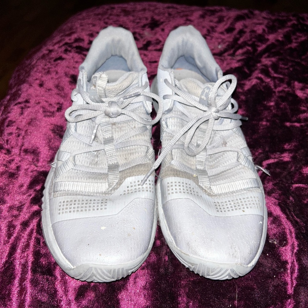 Under Armour Volleyball shoes